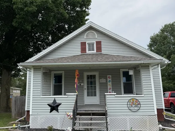 816 S Garfield St, Macomb, IL 61455