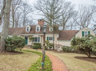 11 Little Wolf Rd, Summit, NJ 07901