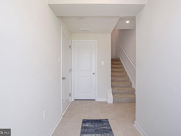 3rd image of 66 Tadpole Landing Rd