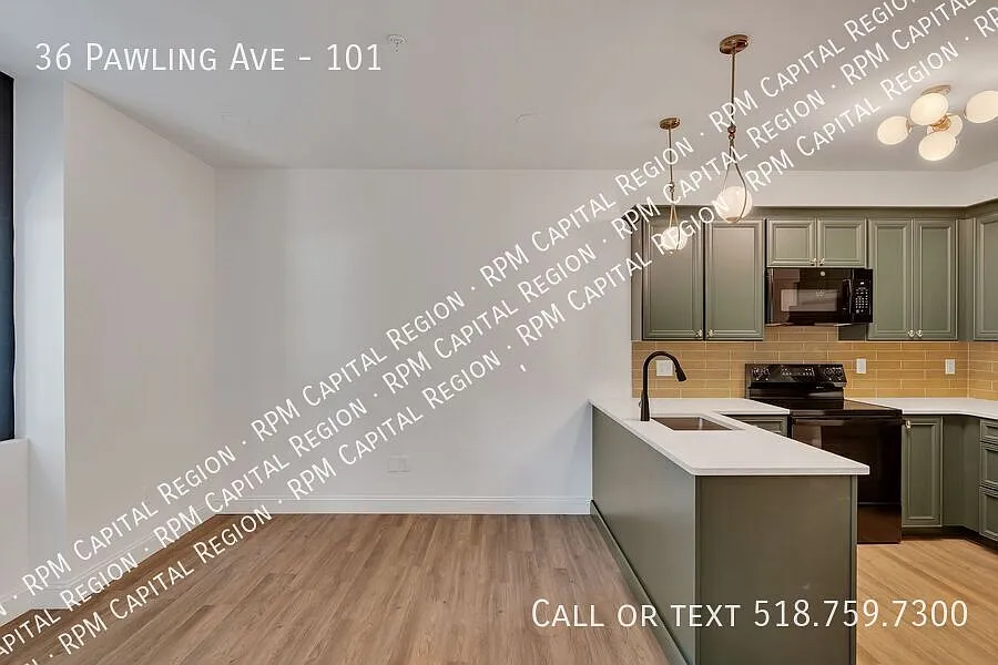 36 Pawling Ave Boutique Apartments- Unit 101 — Photo 4