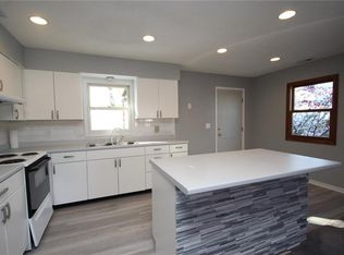 407 W High St, Colfax, IA 50054