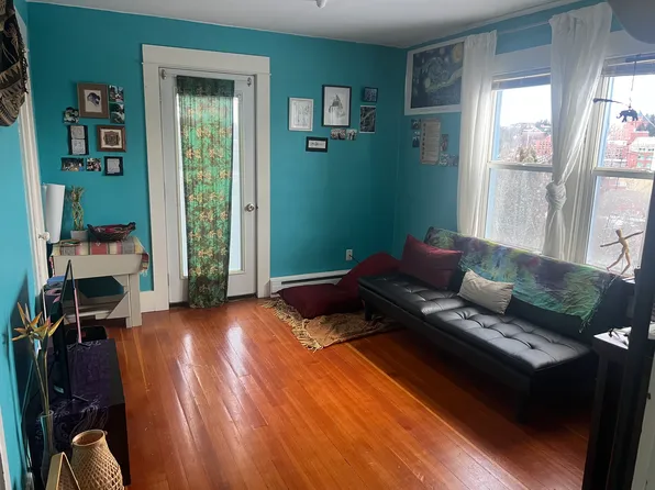 220 SE Gladstone St #1, Pullman, WA 99163