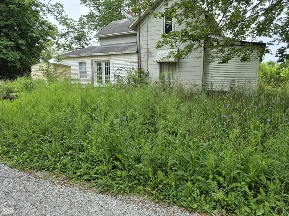 125 W Woodring Rd, North Manchester, IN 46962