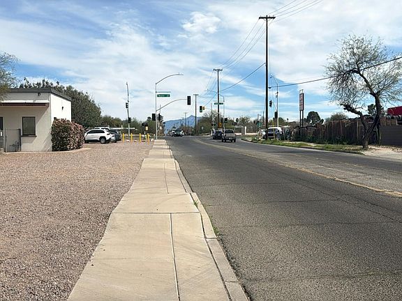 5th image of 342 E Bilby Rd