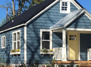 241 N Helen Ave, Rochester, MI 48307