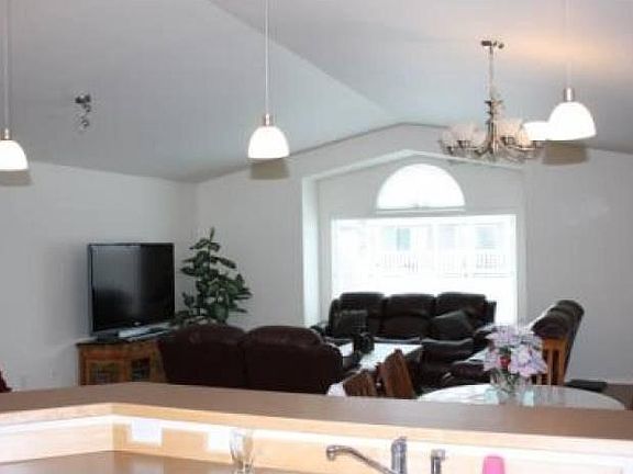 Living/Dining rooms
