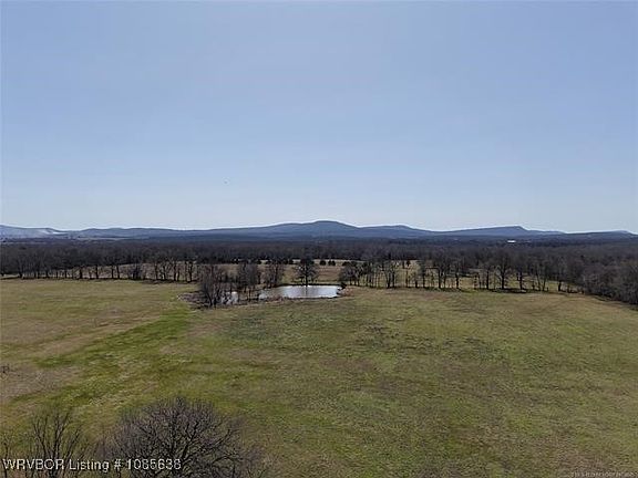 3rd image of Fox Hill Rd
