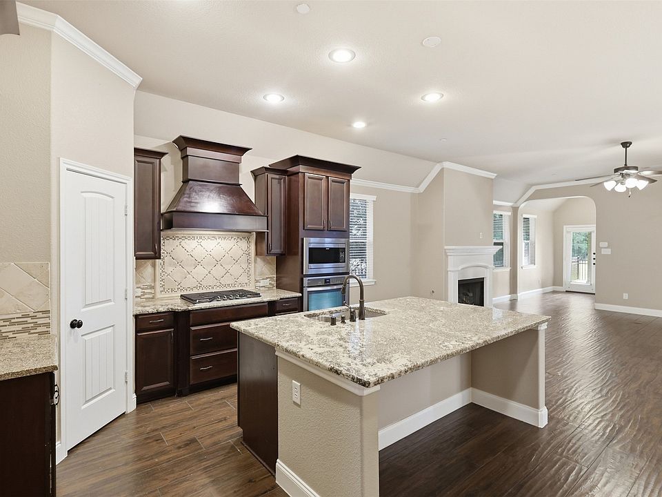 1st image of 8601 Gracewood Dr