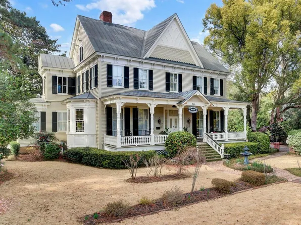 710 S Main St, Summerville, SC 29483