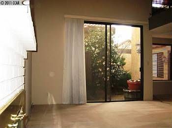 3rd image of 1418 Candelero Dr