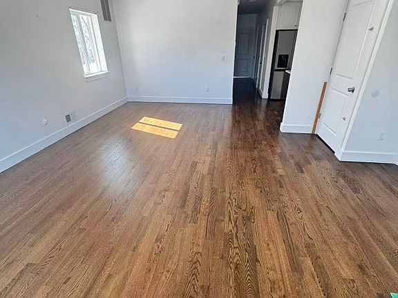 5th image of 102 Cortelyou Ave #1