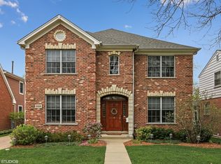 208 S Home Ave, Park Ridge, IL 60068