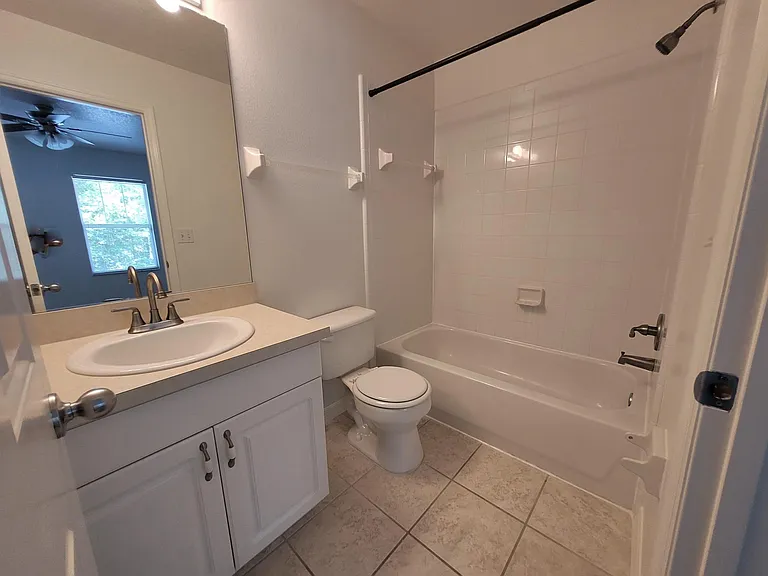 2348 SW 42nd Dr #148 — Photo 9