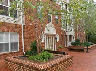 5108 Donovan Drive #103, Alexandria, VA 22304
