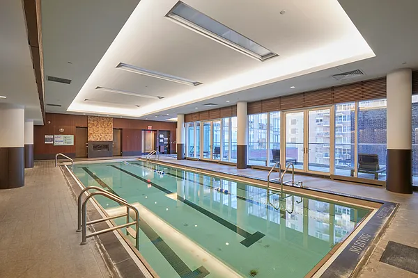 Rented by Vornado Realty Trust | media 31