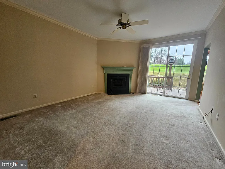 223 Pinecrest Ln — Photo 9