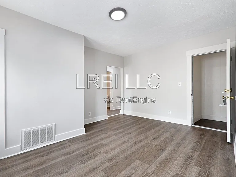 1273 S Clay St #3 — Photo 4