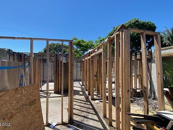 4th image of 277 Mojave Ct