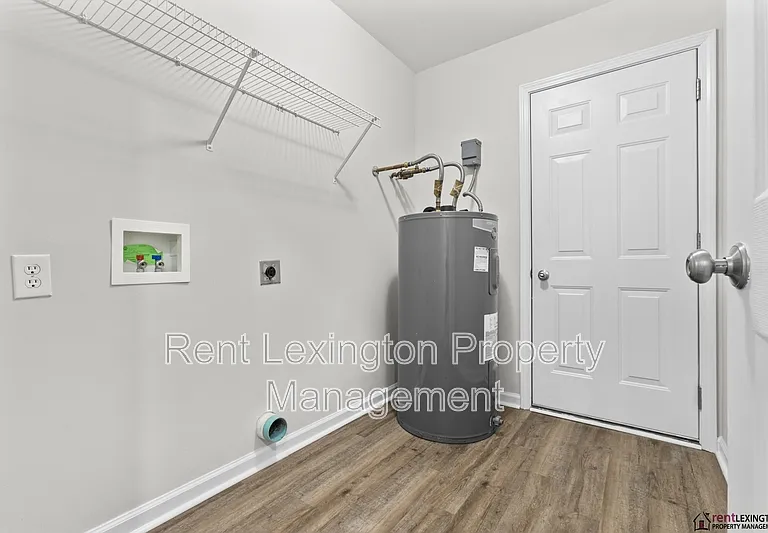 2297 Spurr Rd — Photo 15