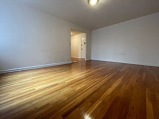 5th image of 2176 Grand Ave #4E