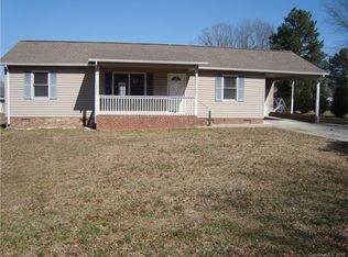 103 Woodside Dr, Grover, NC 28073