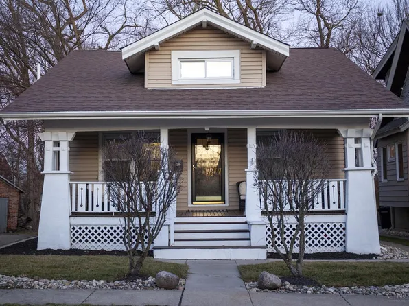 4112 Maple Dr, Cincinnati, OH 45209