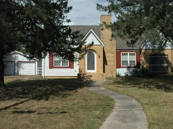 926 S Cass St, Centerville, TX 75833