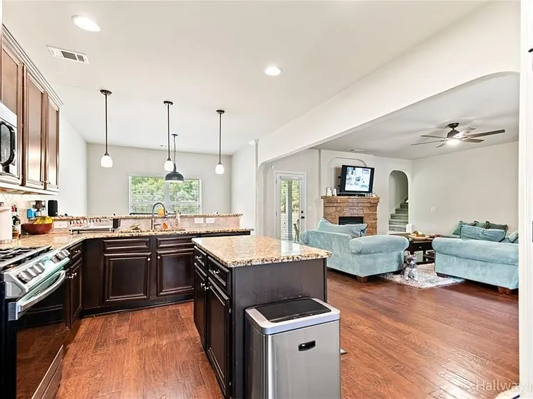1412 English Manor Cir — Photo 7