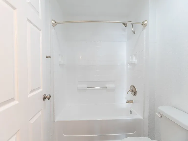 14056 Valleyheart Dr. — Photo 39