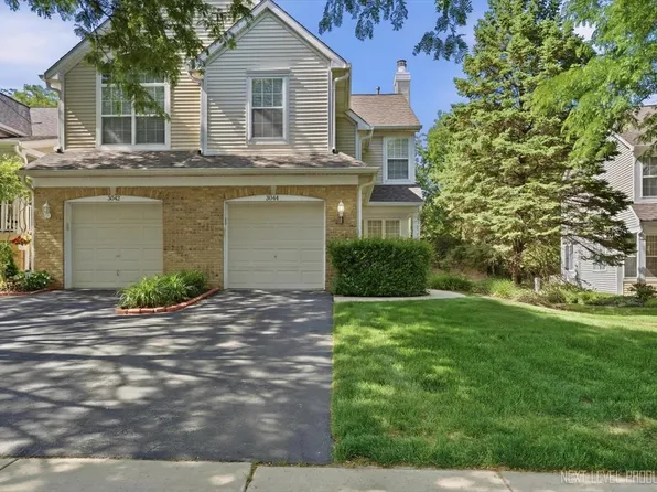 (undisclosed Address), Aurora, IL 60504