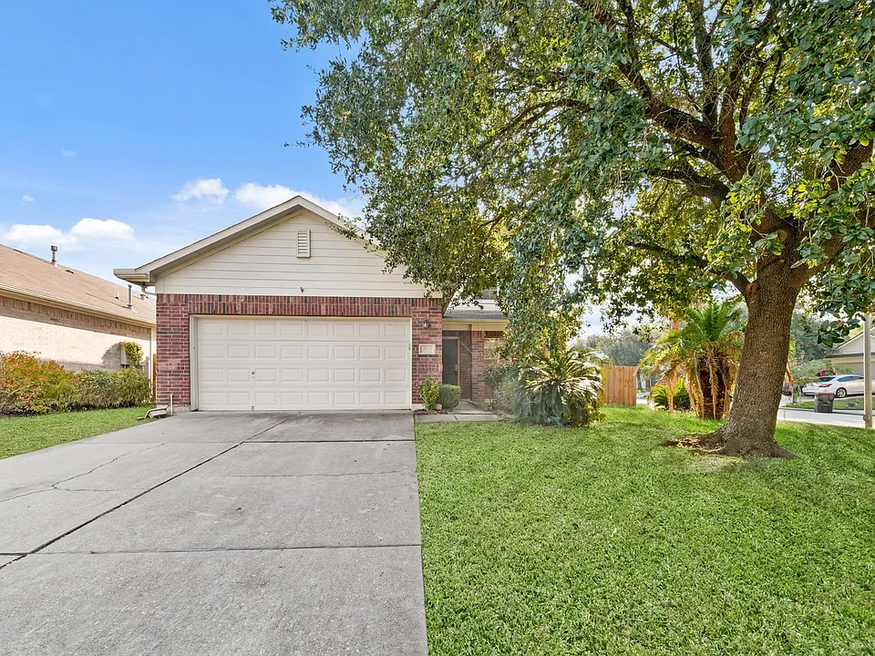 17802 Kerrybrook Ln