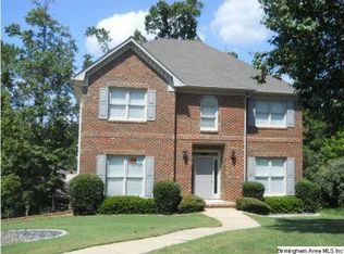 2325 Woodhighlands Dr, Hoover, AL 35244