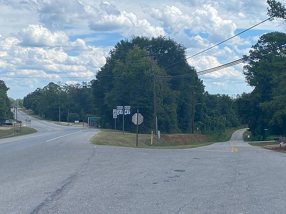 2nd image of 1 Monroe Station Rd