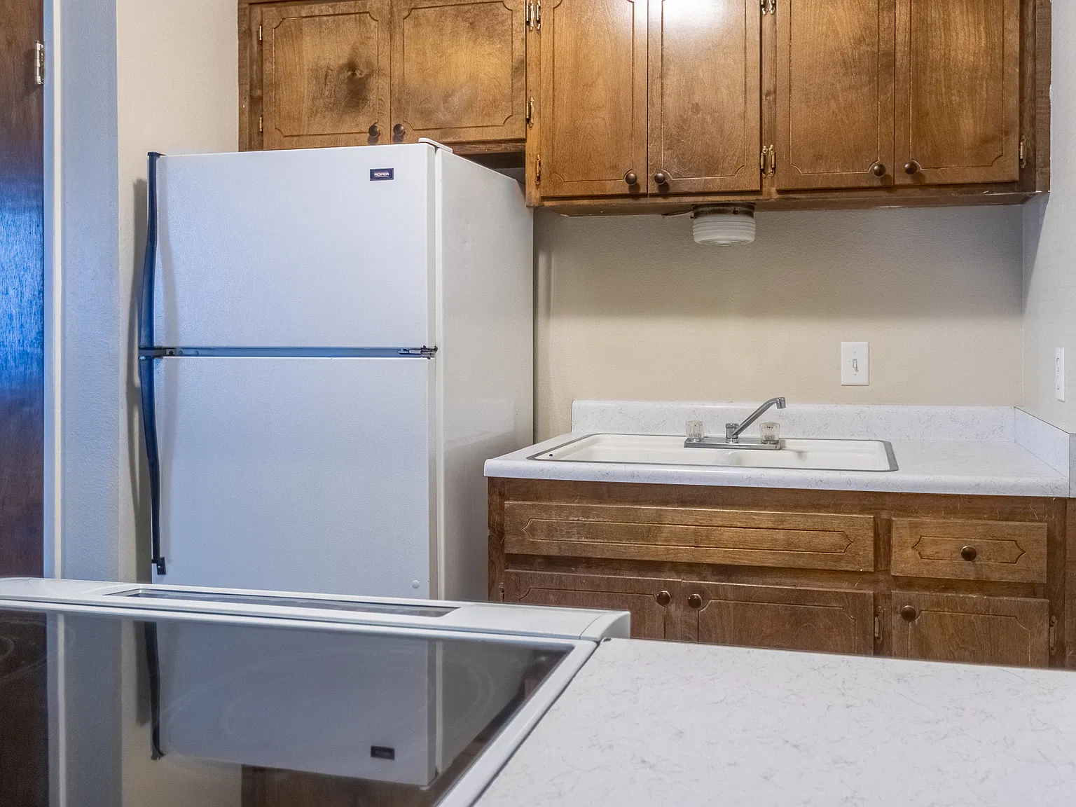 1 bed, 675 sqft, $1,000 — Photo 4