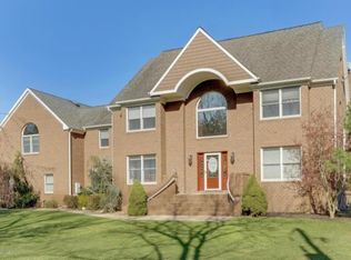 101 Red Oak Grove Rd, Whiting, NJ 08759