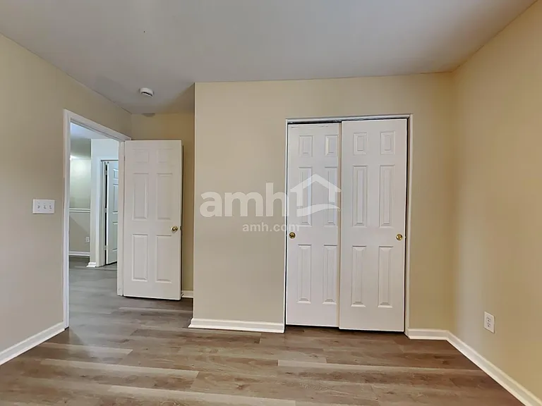 5034 Ballantine Dr — Photo 20