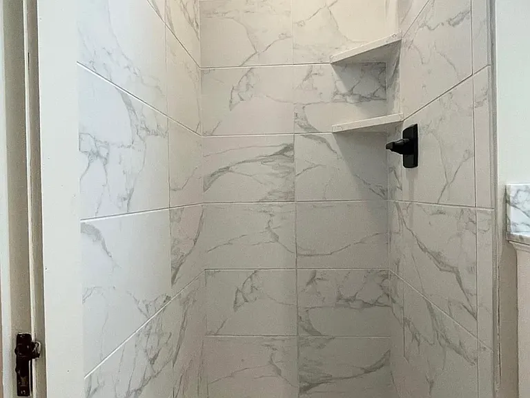 643 Maximillian St #643 — Photo 8