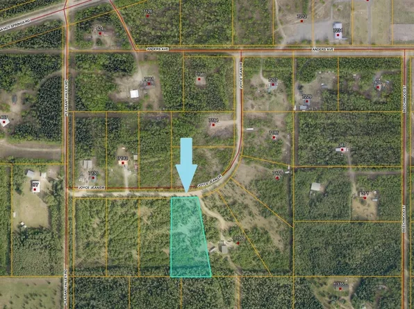 6 Joyce Jean Dr, Fairbanks, AK 99712