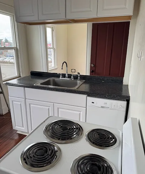 105 Grant St — Photo 7