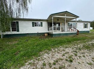 514 River Park Dr, Ona, WV 25545