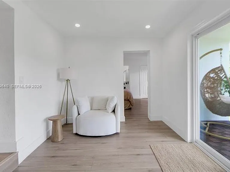 18361 NE 20th Pl #18361 — Photo 21