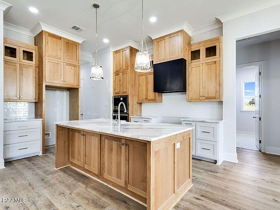 4th image of 107 Cypress Lake Dr
