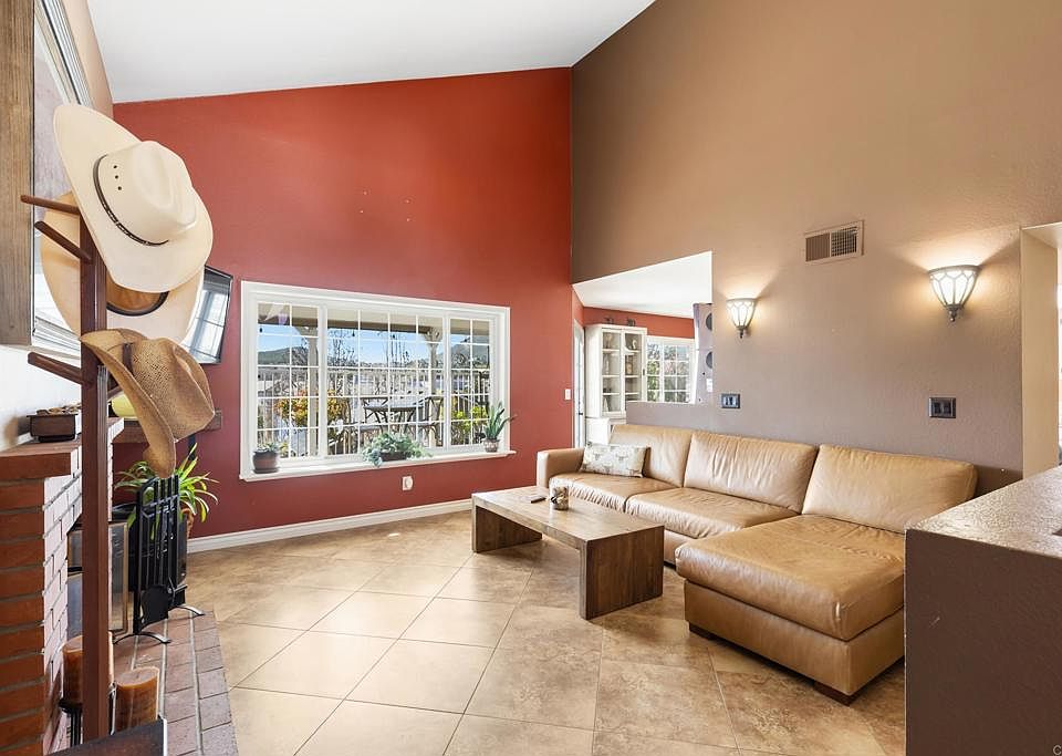 1st image of 349 Rolling Hills Ln
