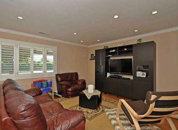 2nd image of 14531 Branham Ln