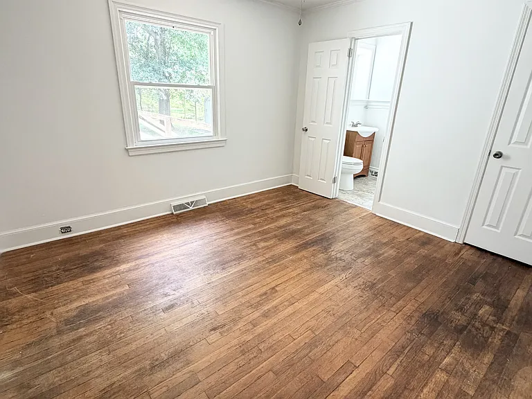 1305 Summerland Dr — Photo 7