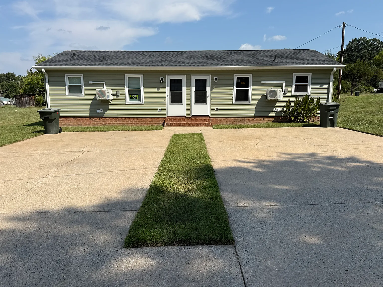 1 bed, 600 sqft, $1,050 — Photo 1