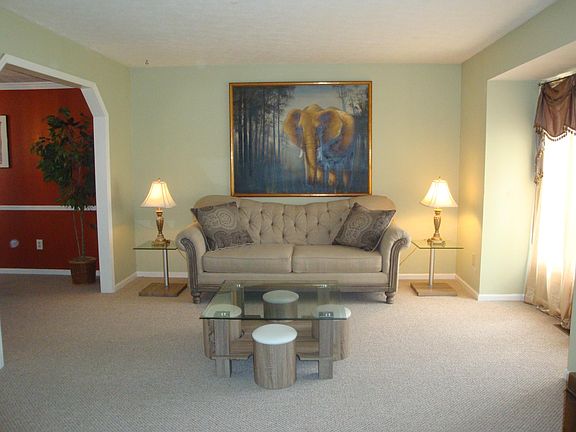 3rd image of 11578 Stonecreek Dr