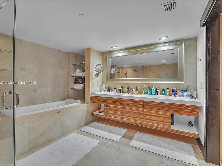 465 Brickell Ave #1001 — Photo 27