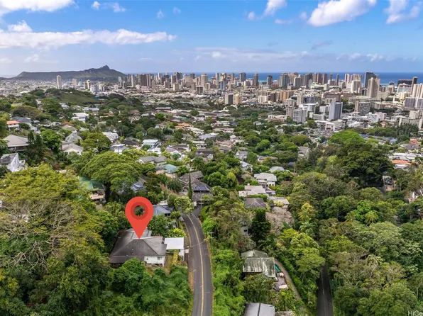 2168 Round Top Dr, Honolulu, HI 96822