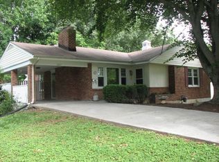 2204 Taylor Farm Rd, Lynchburg, VA 24503